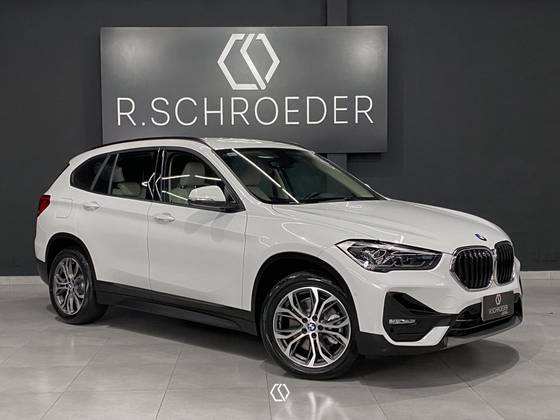 BMW X1 2.0 16V TURBO ACTIVEFLEX SDRIVE20I GP 4P AUTOMÁTICO BMW X1 2.0 16V TURBO ACTIVEFLEX SDRIVE20I GP 4P AUTOMÁTICO